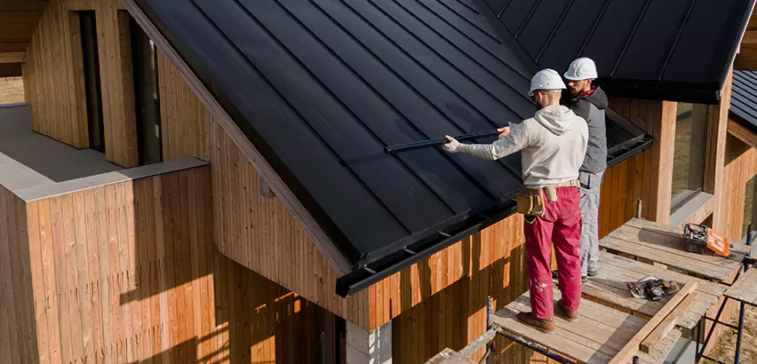 Professional Soffit Repair Services in Columbus, WI
