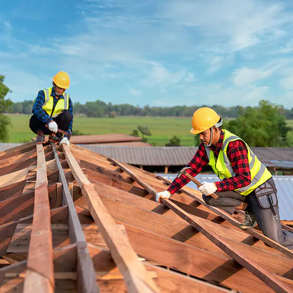 Why Columbus, WI Property Owners Trust Columbus Roofing Pro for Garage Roof Replacement?