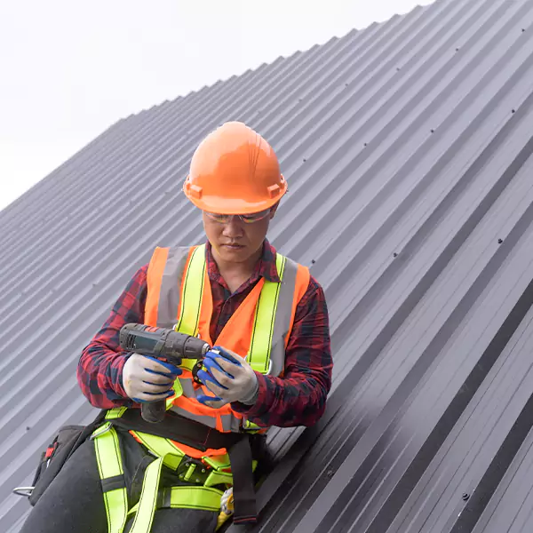 Why Property Owners in Columbus Choose Columbus Roofing Pro for Tin Roofing Installation Service?